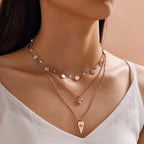 Triple Destello de Amor: Collar Multicapa con Discos y Corazón ✨ ❤️